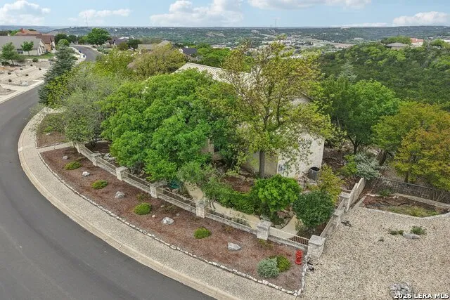 1904 SUMMIT RIDGE DR Kerrville, TX 78028
