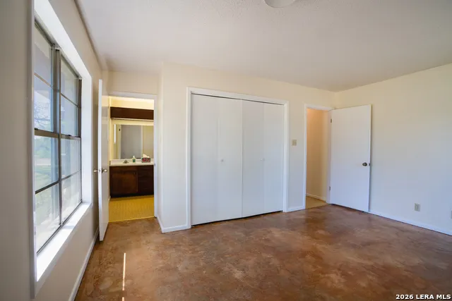 542 Ranch to Market 473 Comfort, TX 78013