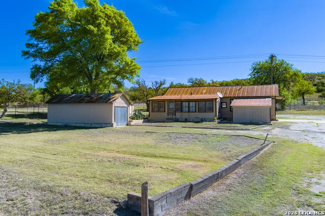 542 Ranch to Market 473 Comfort, TX 78013