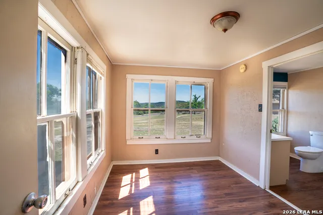 542 Ranch to Market 473 Comfort, TX 78013