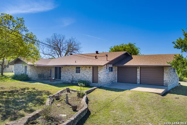 542 Ranch to Market 473 Comfort, TX 78013