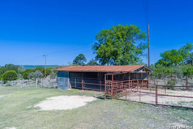 542 Ranch to Market 473 Comfort, TX 78013