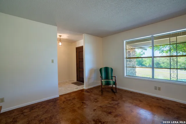 542 Ranch to Market 473 Comfort, TX 78013