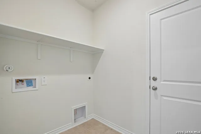 10049 JAGGER AVENUE Converse, TX 78109
