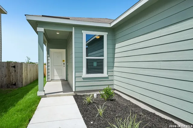 10049 JAGGER AVENUE Converse, TX 78109