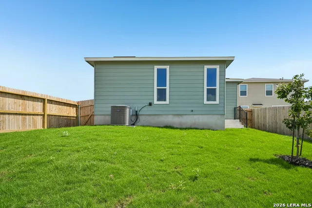 10049 JAGGER AVENUE Converse, TX 78109