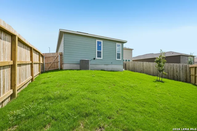 10049 JAGGER AVENUE Converse, TX 78109