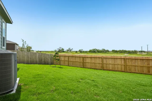 10049 JAGGER AVENUE Converse, TX 78109