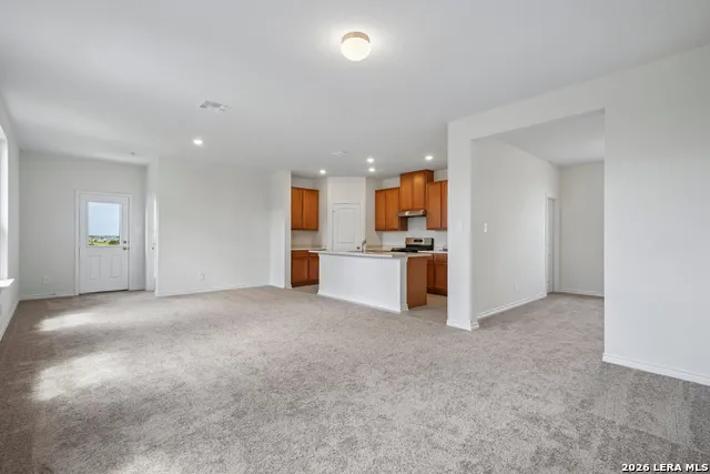 10049 JAGGER AVENUE Converse, TX 78109