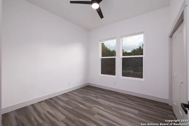 1210 Fernwood Rd Fischer, TX 78623
