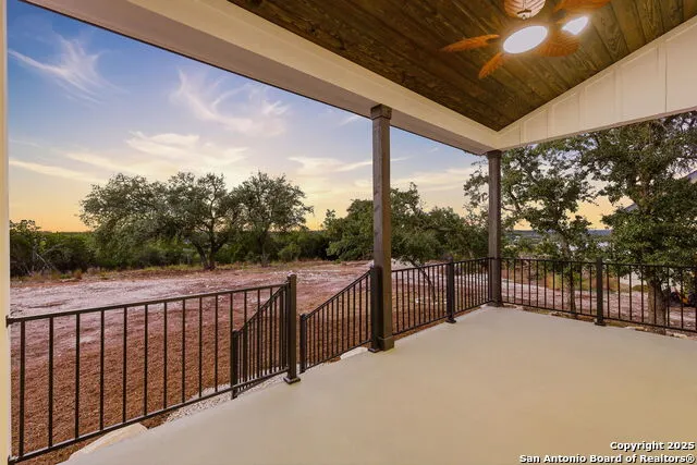 1210 Fernwood Rd Fischer, TX 78623