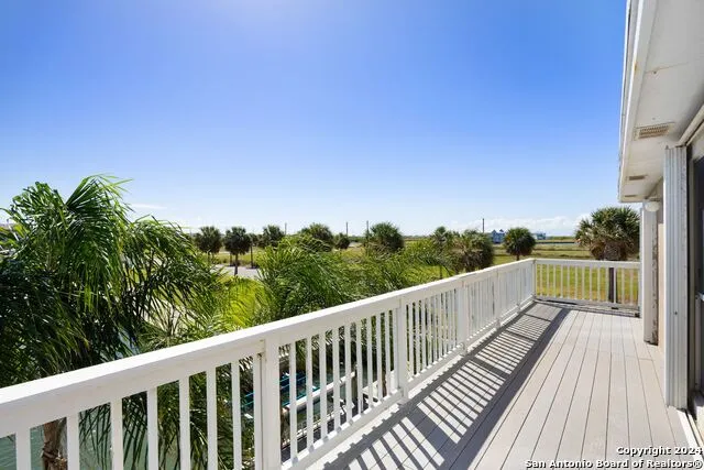 264 Marina Dr Port Aransas, TX 78373