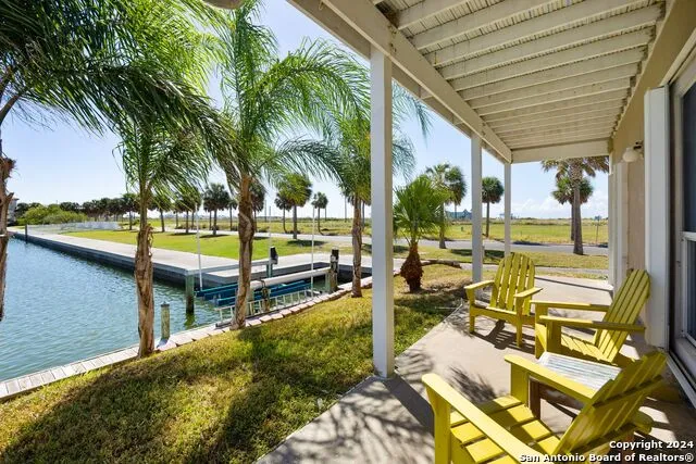 264 Marina Dr Port Aransas, TX 78373