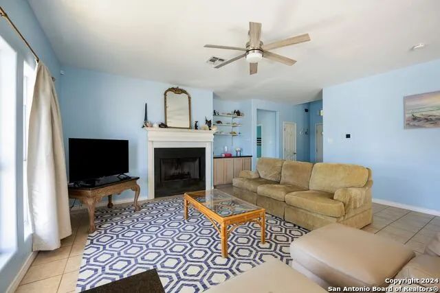 264 Marina Dr Port Aransas, TX 78373