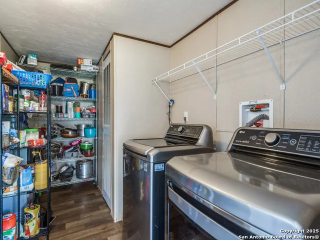 108 RIVER RUN DR Poteet, TX 78065