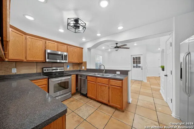 3343 Reforma Dr. San Antonio, TX 78211