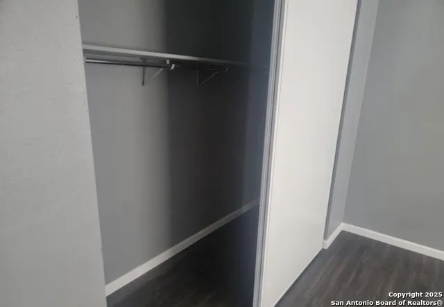 1127 Arrowhead San Antonio, TX 78245