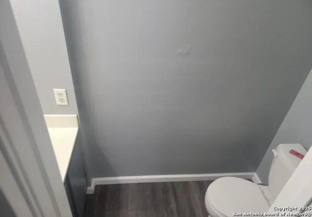 1127 Arrowhead San Antonio, TX 78245