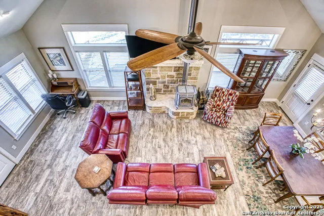 255 Thunder Creek Utopia, TX 78884