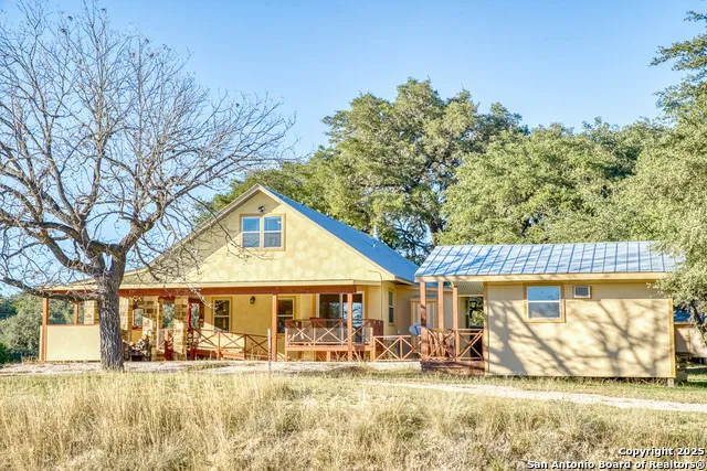 255 Thunder Creek Utopia, TX 78884