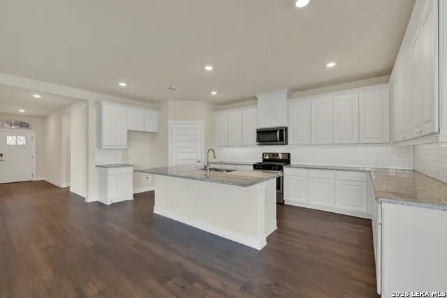 13903 Cool Dawn San Antonio, TX 78254