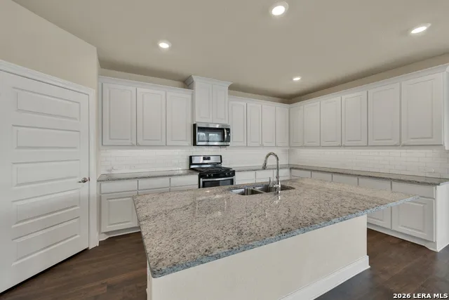 13903 Cool Dawn San Antonio, TX 78254