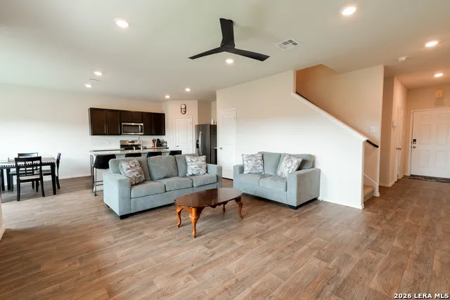 108 Snowy Plover San Antonio, TX 78253
