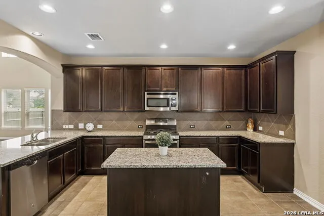 7903 Headwaters Trl San Antonio, TX 78254