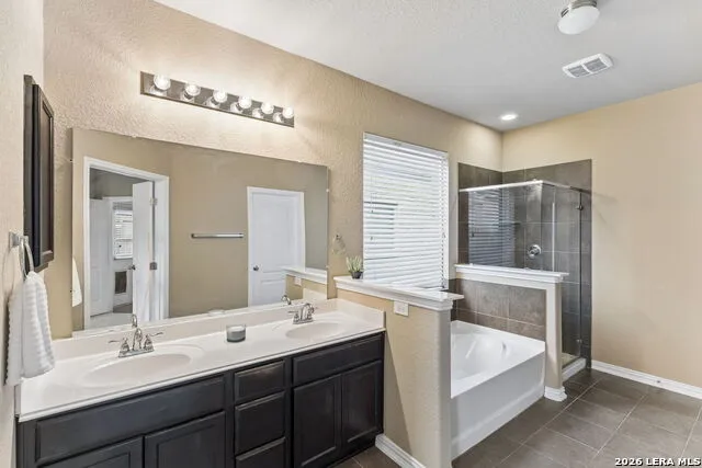 7903 Headwaters Trl San Antonio, TX 78254