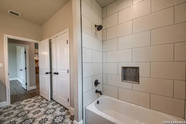 116 Hondo Ridge Dr La Vernia, TX 78121