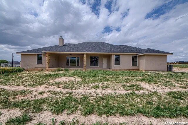 116 Hondo Ridge Dr La Vernia, TX 78121