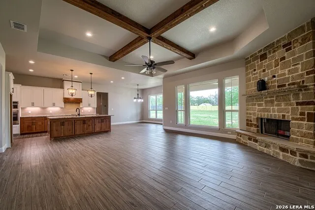 116 Hondo Ridge Dr La Vernia, TX 78121