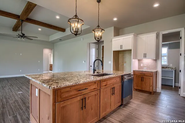 116 Hondo Ridge Dr La Vernia, TX 78121