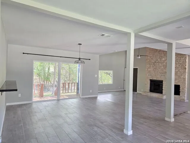 3019 Lakeview Canyon Lake, TX 78133