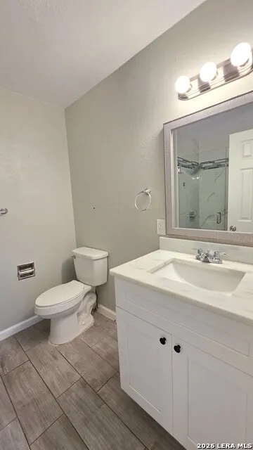 3019 Lakeview Canyon Lake, TX 78133