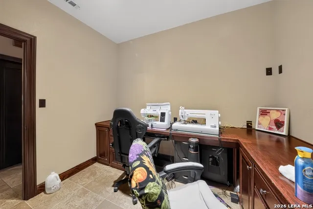204 RED OAK LN Ingram, TX 78025