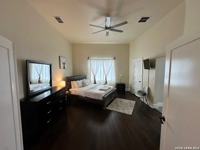 819 WYOMING ST San Antonio, TX 78203