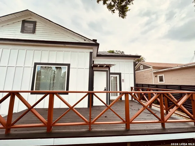 819 WYOMING ST San Antonio, TX 78203