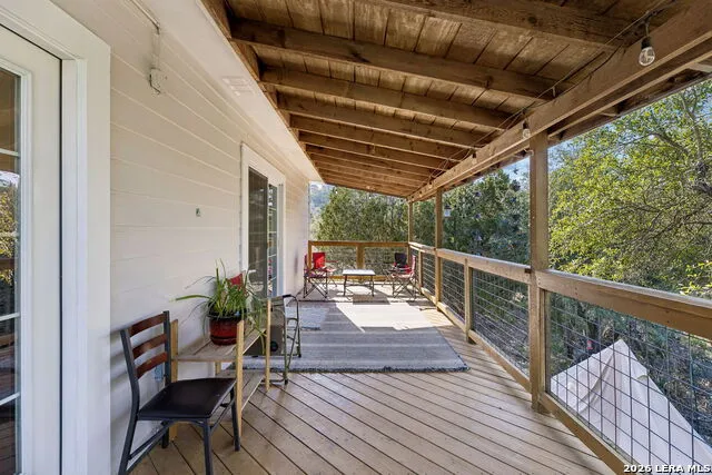 515 Valley Ridge Canyon Lake, TX 78133