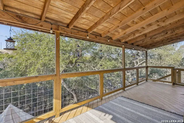 515 Valley Ridge Canyon Lake, TX 78133