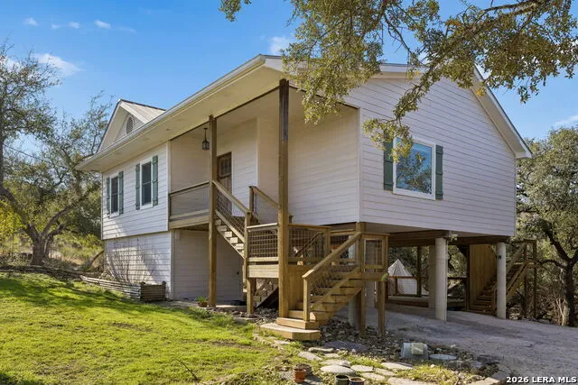 515 Valley Ridge Canyon Lake, TX 78133