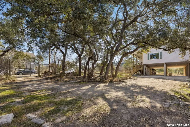 515 Valley Ridge Canyon Lake, TX 78133