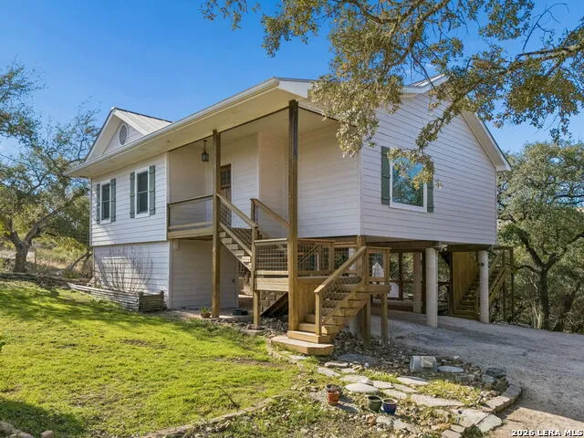 515 Valley Ridge Canyon Lake, TX 78133
