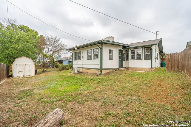 7817 Hollow Oak Live Oak, TX 78233