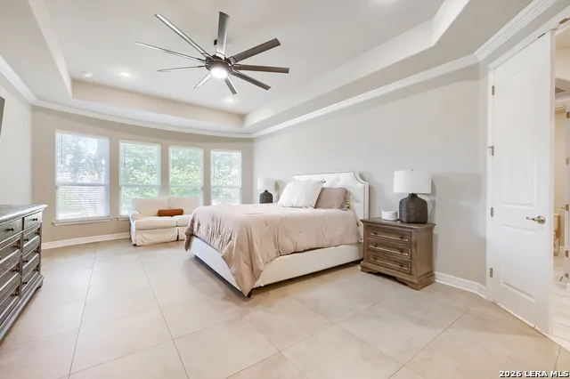 208 ENGLEWOOD LN Castroville, TX 78009