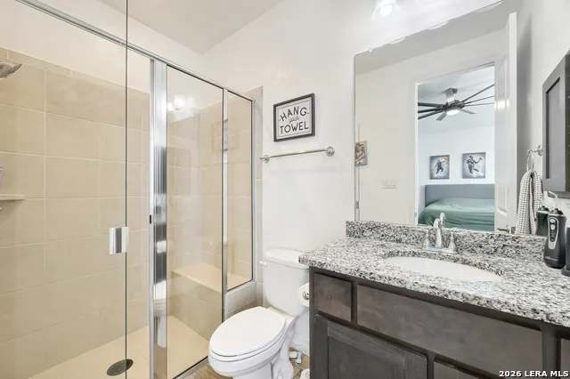 208 ENGLEWOOD LN Castroville, TX 78009