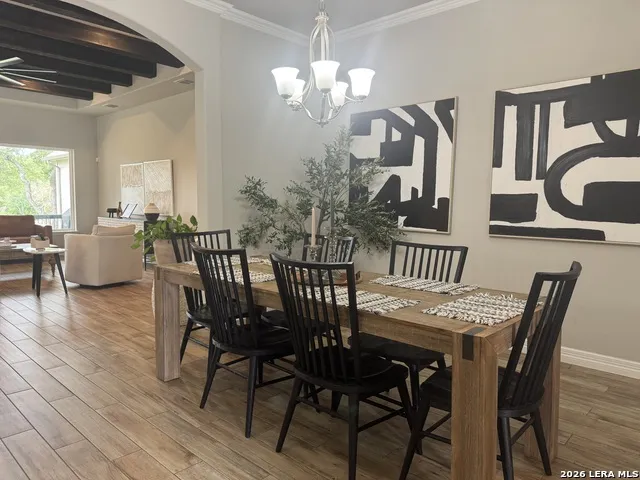 208 ENGLEWOOD LN Castroville, TX 78009
