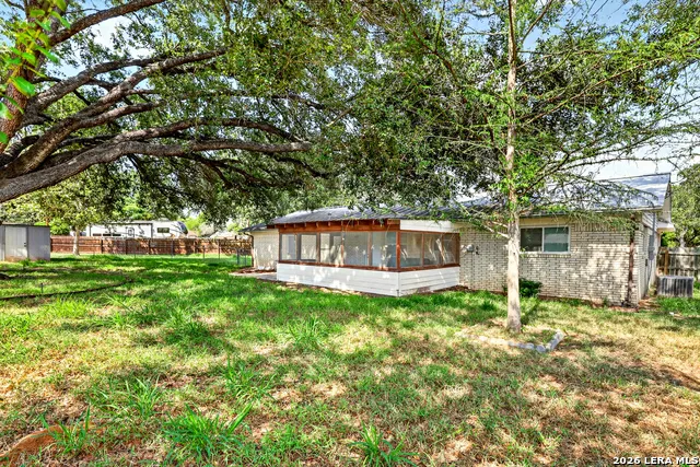 515 GEORGIA ANN DR Pleasanton, TX 78064