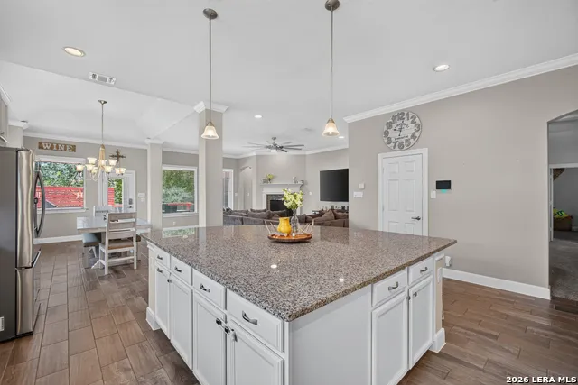 2037 Cullum Park San Antonio, TX 78253