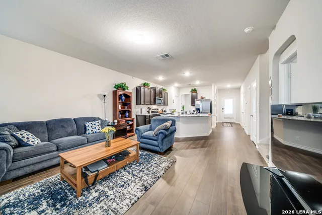 332 SULPHUR SPGS Cibolo, TX 78108